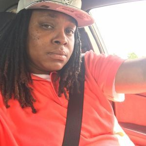 Meet your Posher, Dee